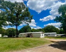 Building Photo - 1518 Lee County Rd 270