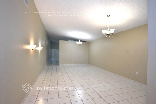 Foto del edificio - 1276 SW 143rd Pl