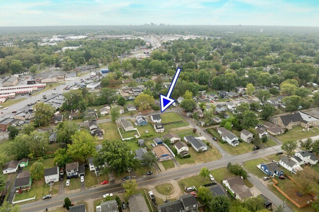 Foto del edificio - 2220 Sale Rd