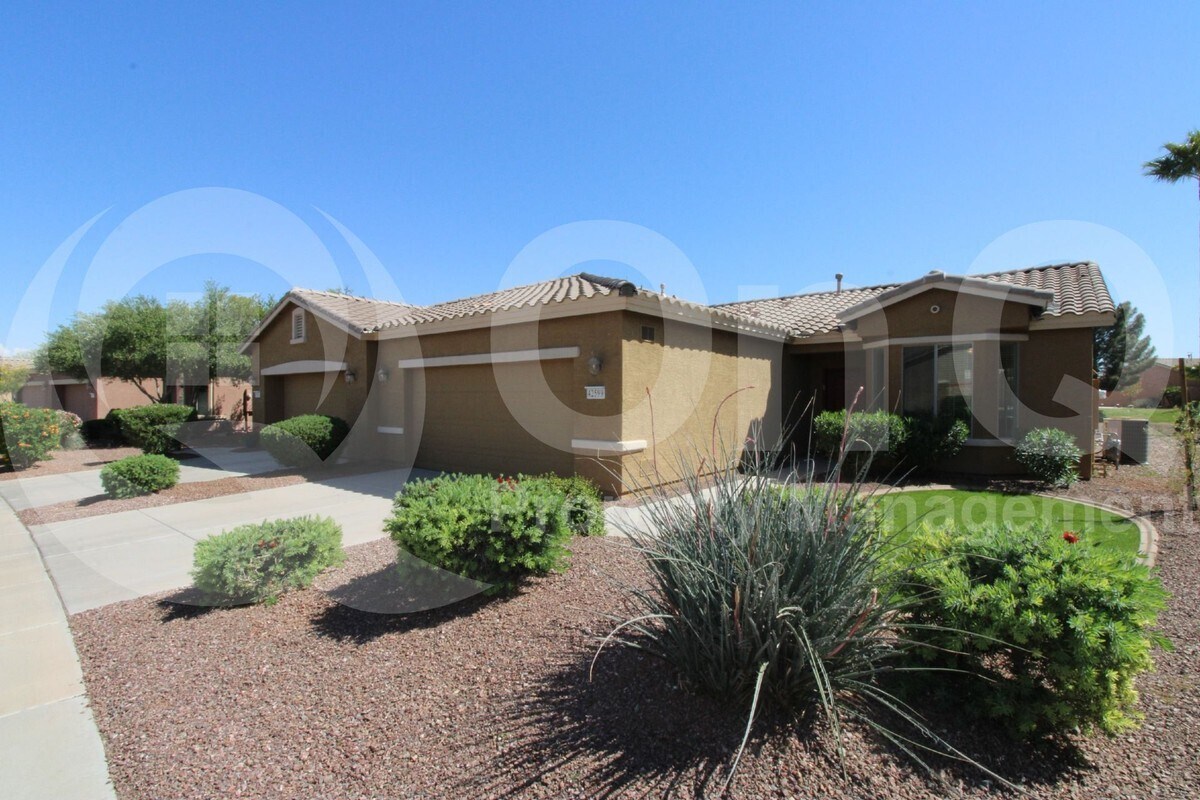 Foto principal - 42599 W Candyland Pl