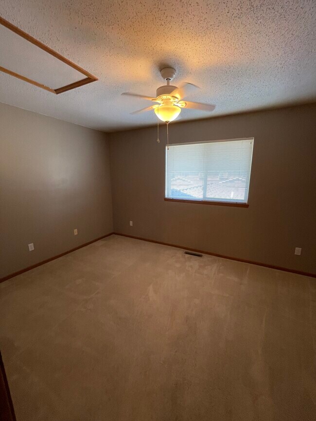 second BR - 935 Grand Avenue Ct
