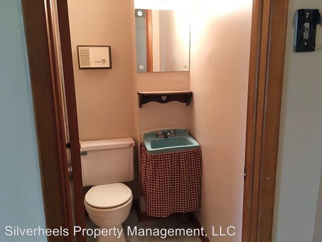 Foto del edificio - 114 Sharon St