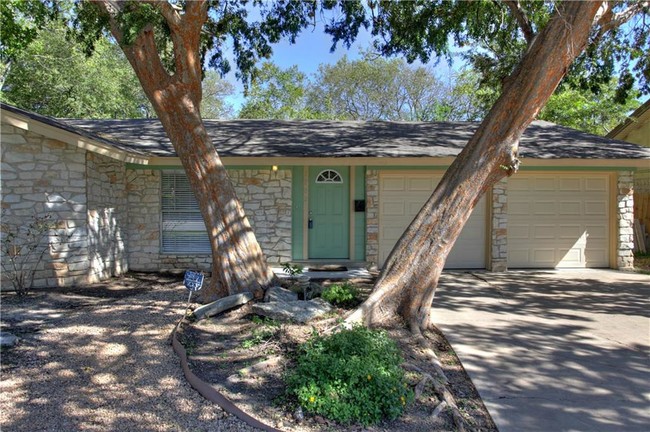 Building Photo - 1702 Colony Creek Dr