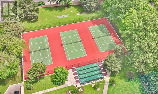 Building Photo - 1300 Bloor St