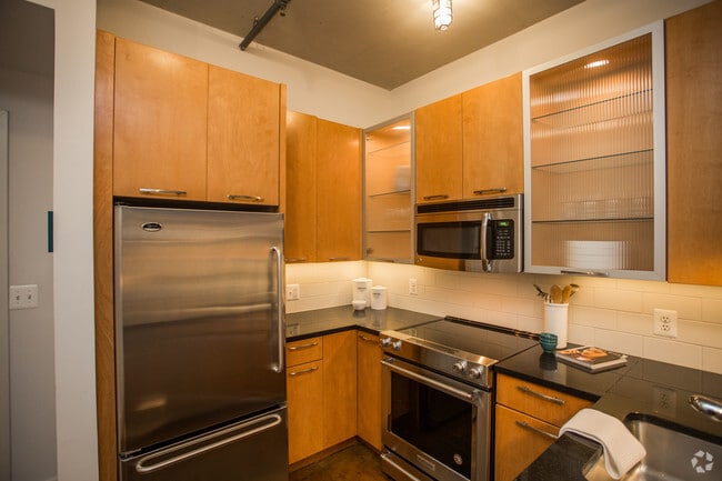 Interior Photo - The DeSoto Apartments