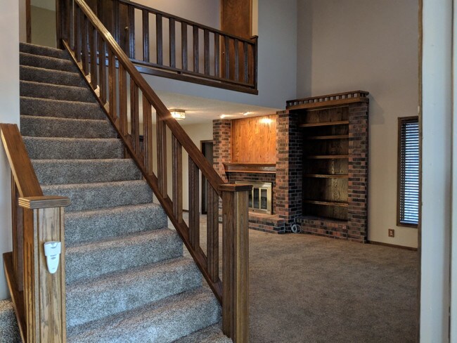 Building Photo - 11. Burton