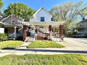 Building Photo - 1512 Taylor St