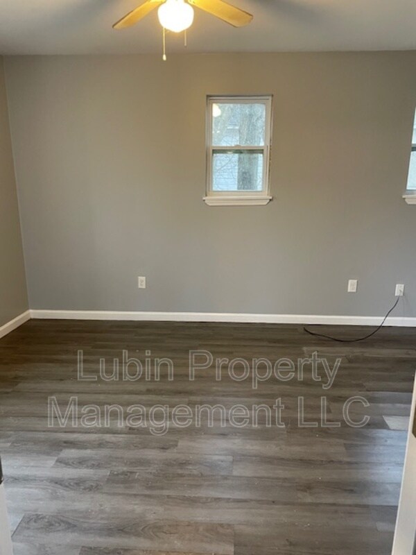 Foto del edificio - 232 Vaal Ave