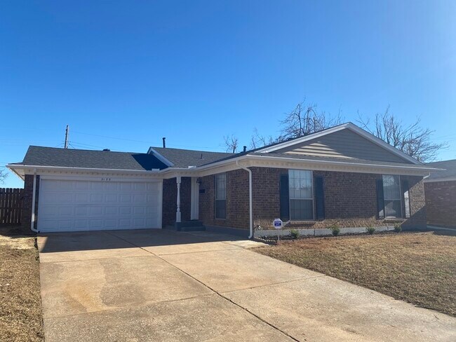 Building Photo - 3128 Greenbrier Terr. Del City, OK 73115