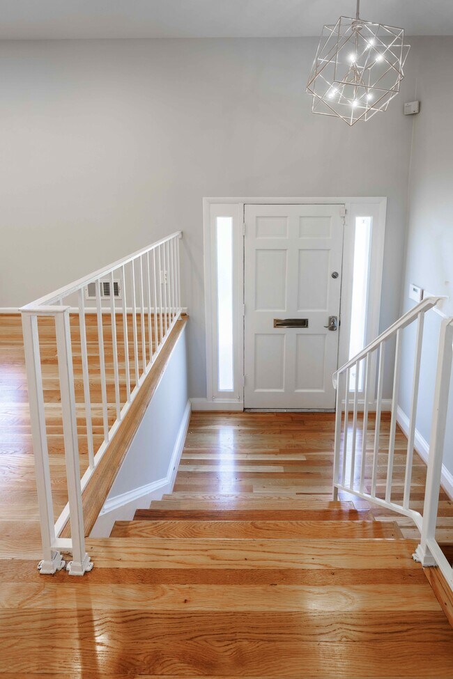 Main Entrance - 3105 Battersea Ln