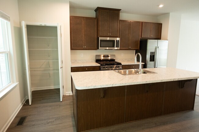 Foto del edificio - 222 Tern Ct
