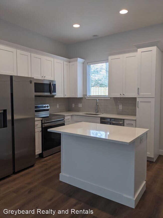 Foto del edificio - 512 Magnolia Creek Ln