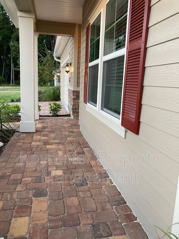 Building Photo - 10211 Moran Ct
