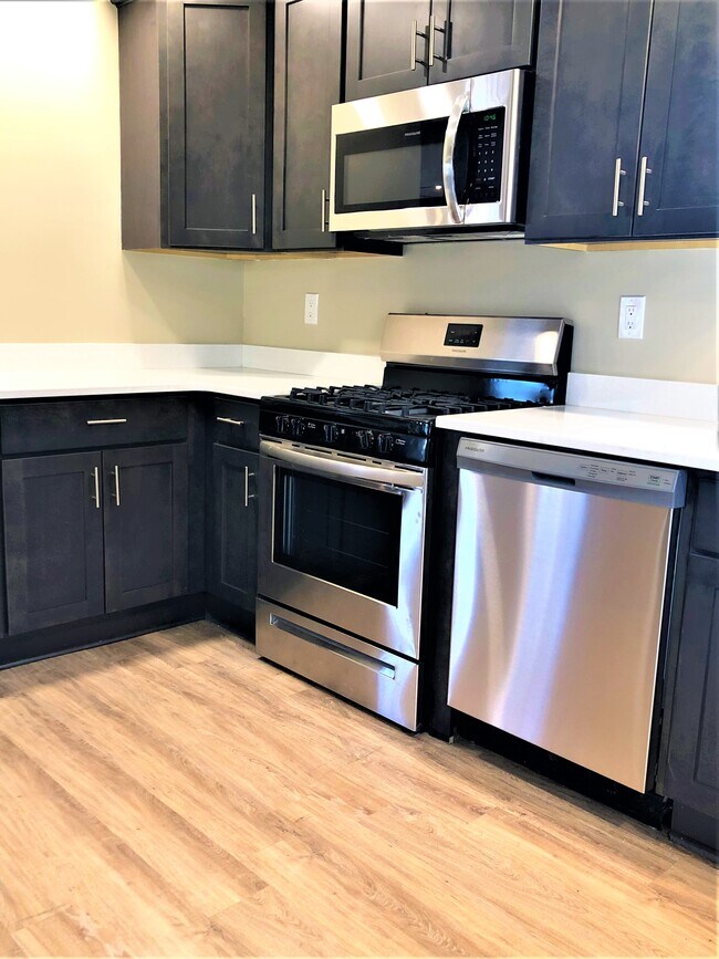 10593 Main St Unit Cottage Studio, Clarence, NY 14031 Apartments in