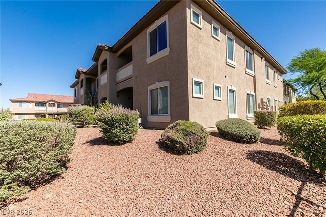 Foto del edificio - 2305 W Horizon Ridge Pkwy
