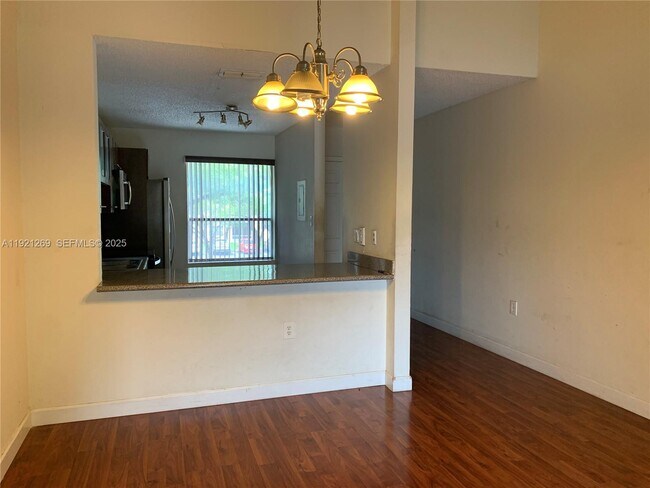 Foto del edificio - 2171 SW 80th Terrace