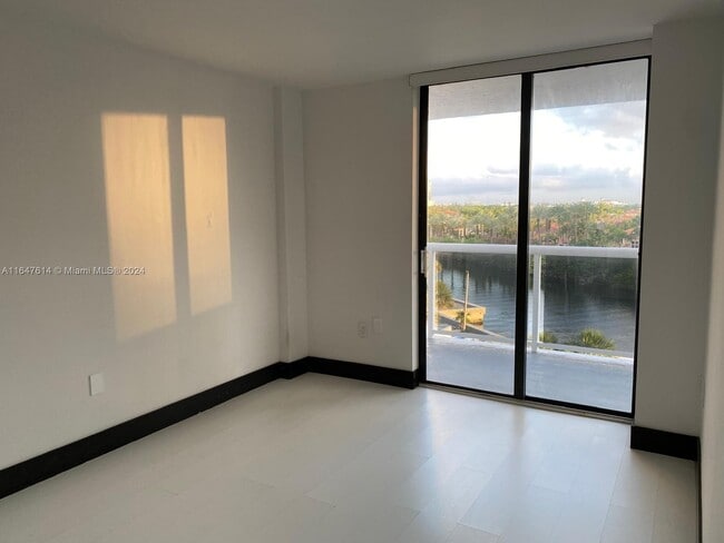 Foto del edificio - 20515 E Country Club Dr