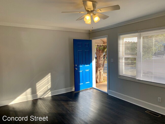 Building Photo - 2 br, 1 bath House - 320 S Benjamine St