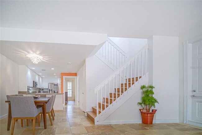 Foto del edificio - 8523 Leatherleaf Ln