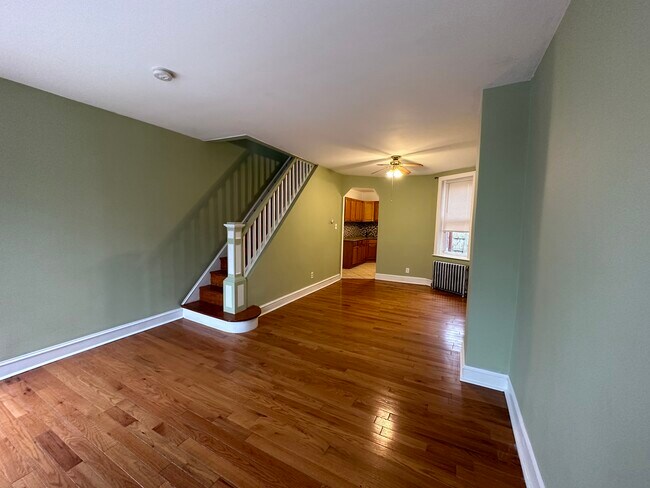 Building Photo - 3185 Tulip St