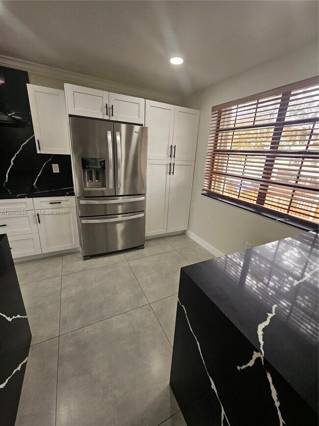 Foto del edificio - 9846 Hammocks Blvd