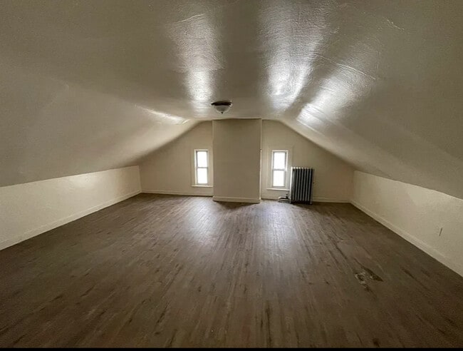 Building Photo - 2607 9th St