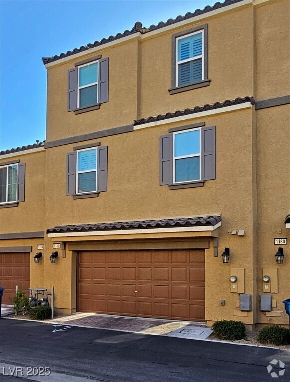 Building Photo - 1182 Kiamichi Ct