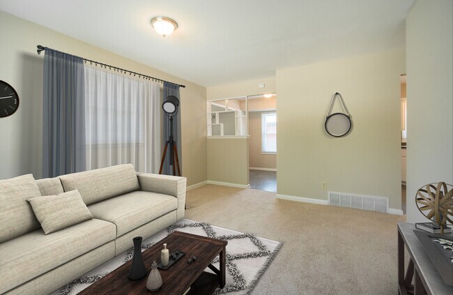 Foto del edificio - 8035 W Warnimont Ave