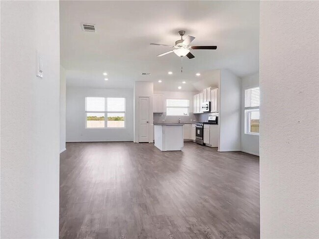 Building Photo - 112 Concho Brook Bnd