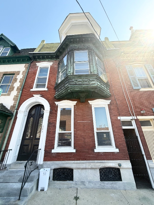 Building Photo - 141 N Eighth St