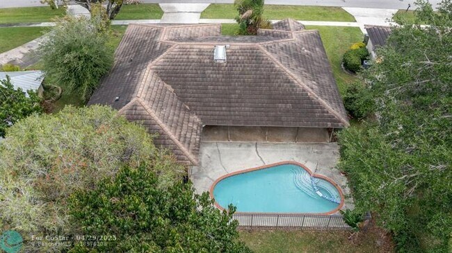 Foto del edificio - 1245 Mystic Way