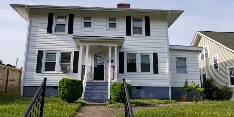 Foto principal - 1506 W Market St