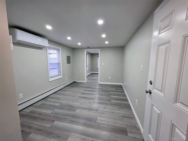 Foto del edificio - 269 Willis Ave