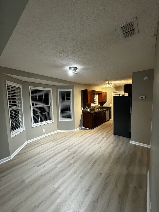 Foto del edificio - "Charming 3-Bedroom, 2-Bath Home on Santan...