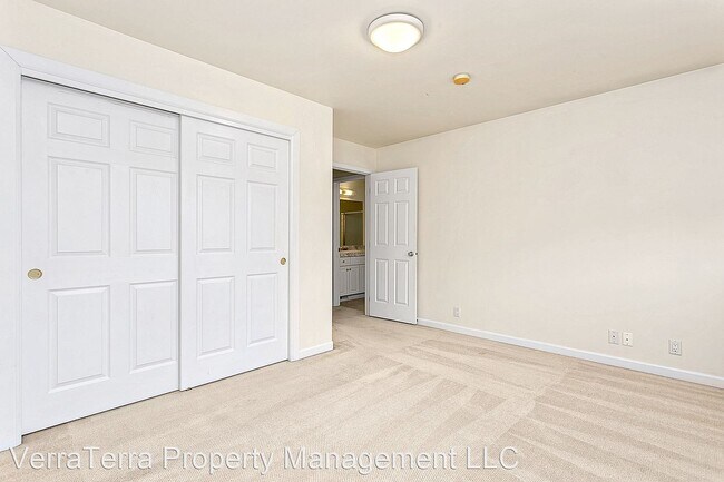 Foto del edificio - 3 br, 3.5 bath House - 8033 118th Ave NE
