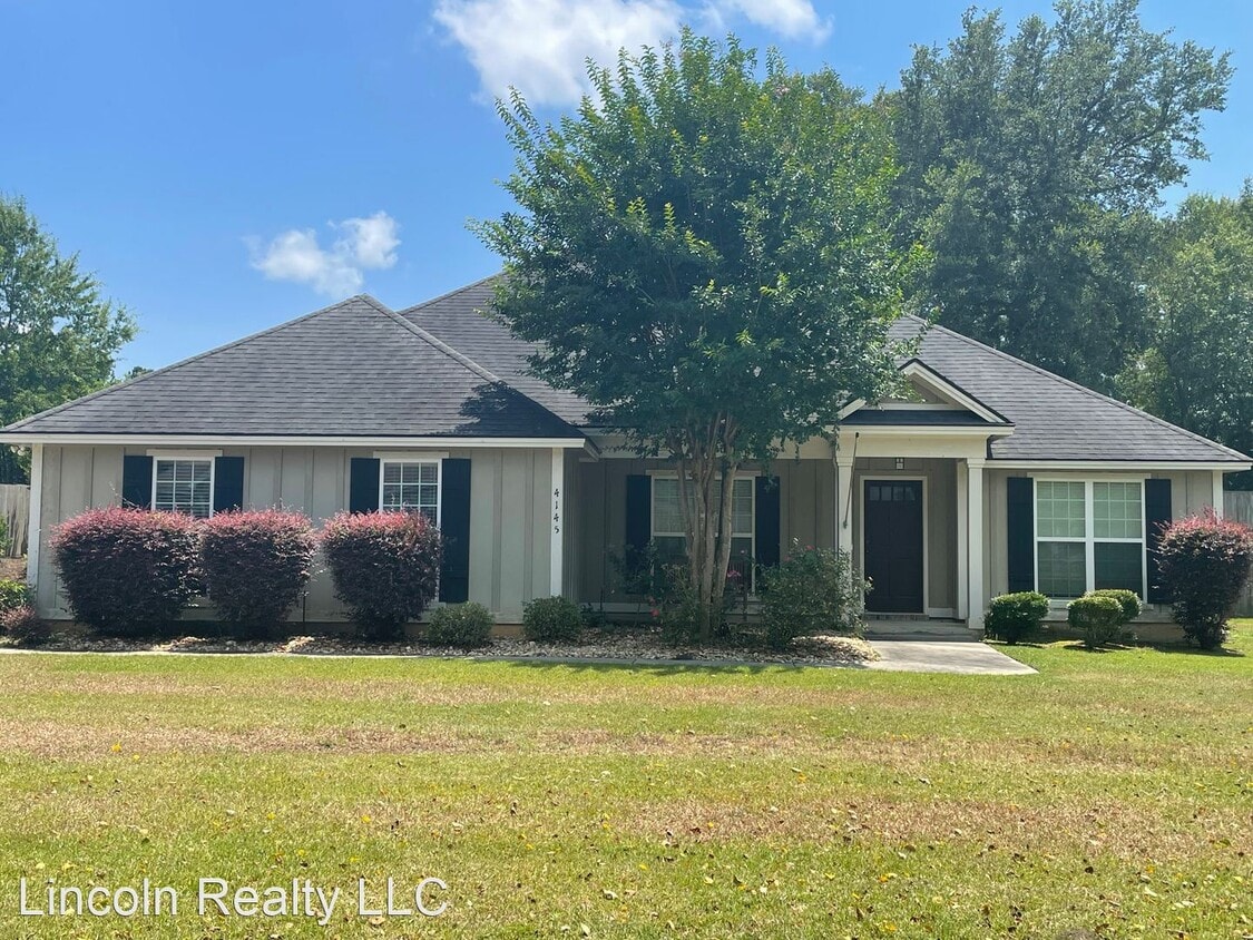 3 br, 2 bath House 4145 Conway Cir. * House Rental in Valdosta, GA