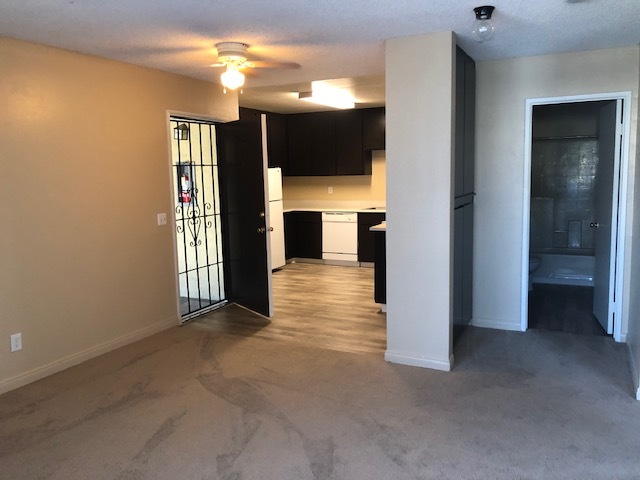 Entrance/ Kitchen - 121 N Ramona St