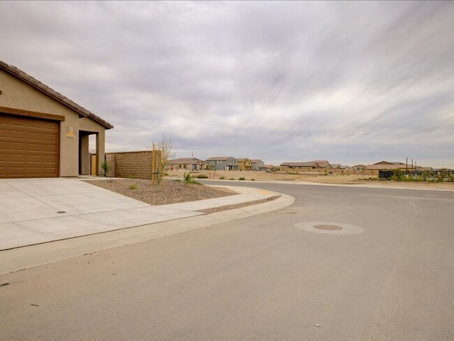 Building Photo - BRAND NEW BUILD!! 4 Bedroom 2 Bathroom
