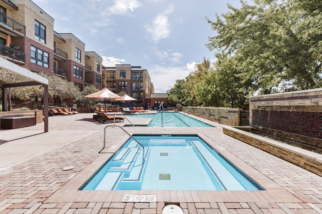 Primary Photo - Kent Place Residence