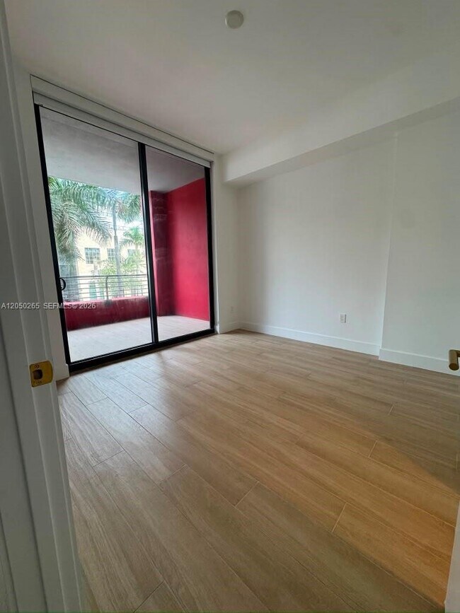Foto del edificio - 90 NE 32nd St