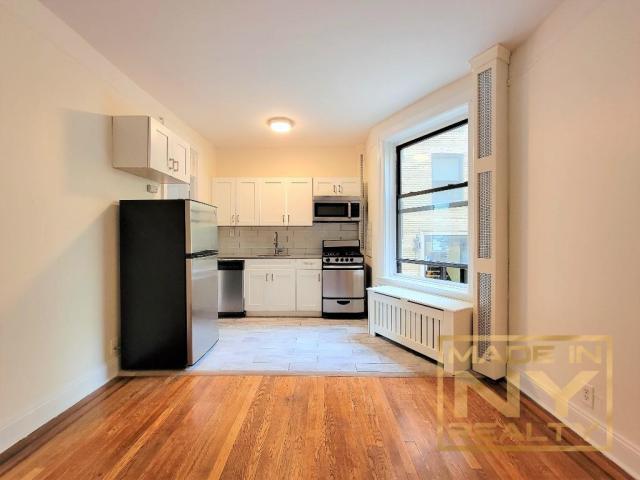 Building Photo - 1 bedroom in ASTORIA NY 11106