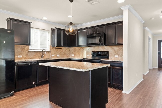 Foto del edificio - 9311 Sandyford Ct