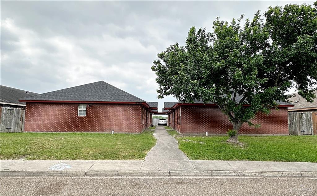 2716 Presidio Dr Unit 4, Edinburg, TX 78539 Room for Rent in Edinburg