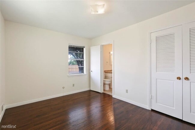 Building Photo - 3 br, 2 bath House - 3034 Sharpview Ln