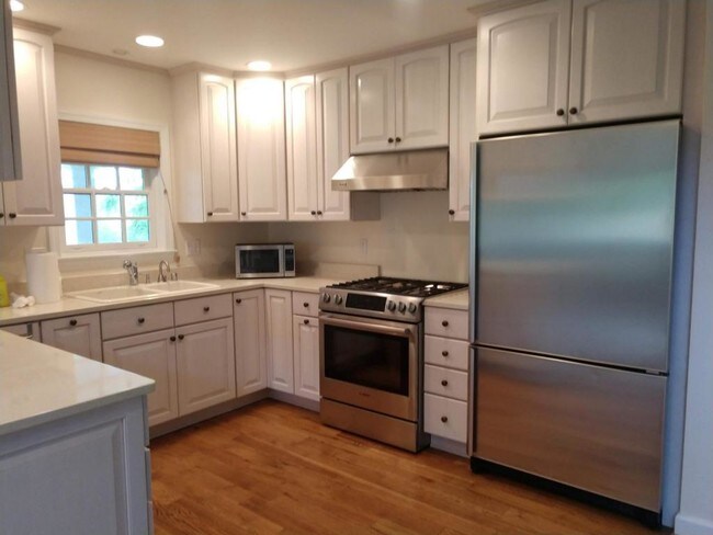 Building Photo - 24724 Peach Tree Rd