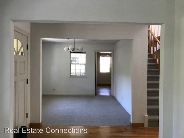 Building Photo - 4 br, 3 bath House - 153 College Ave