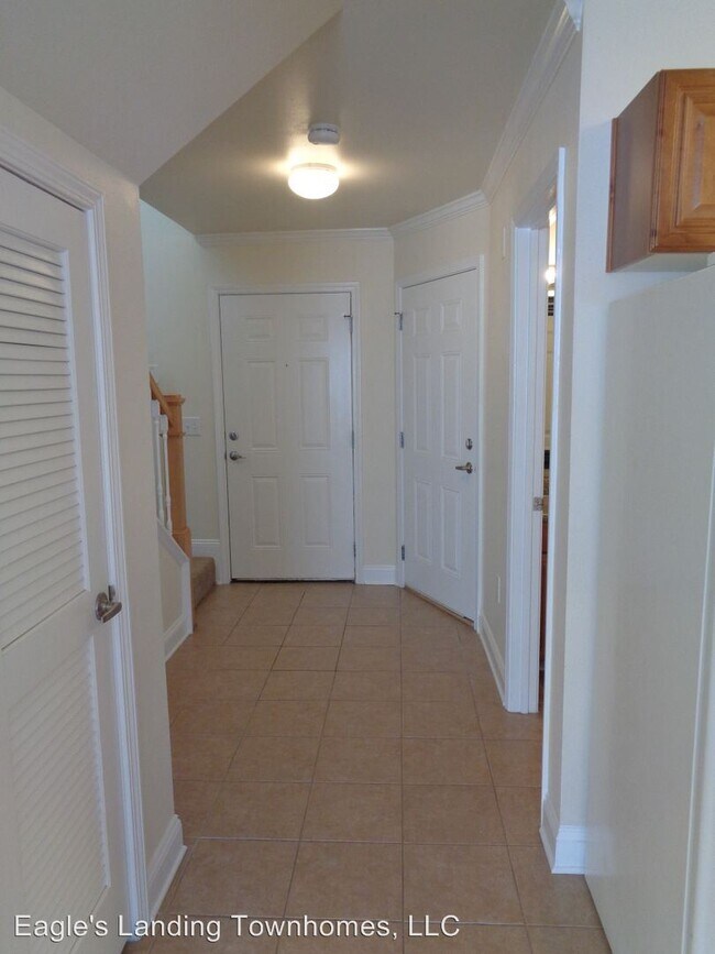 Building Photo - 2 br, 2.5 bath House - 712 Majestic Drive