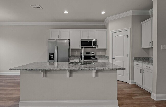 Foto del edificio - 7324 Kenilworth Crossing Ave
