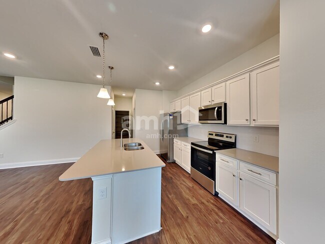 Foto del edificio - 2518 Sunrise Ct