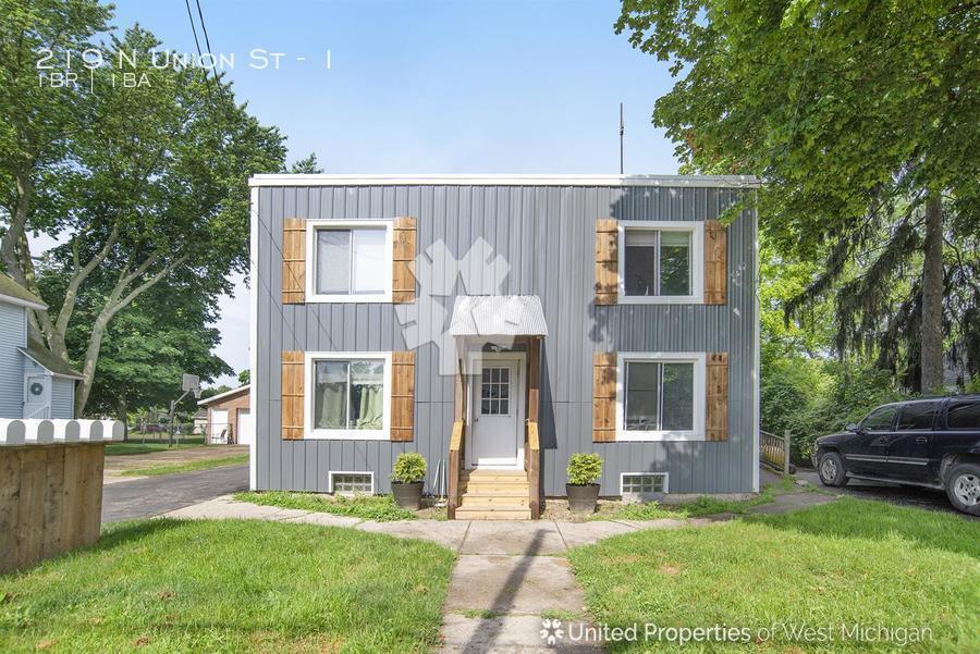 Primary Photo - 219 N Union St